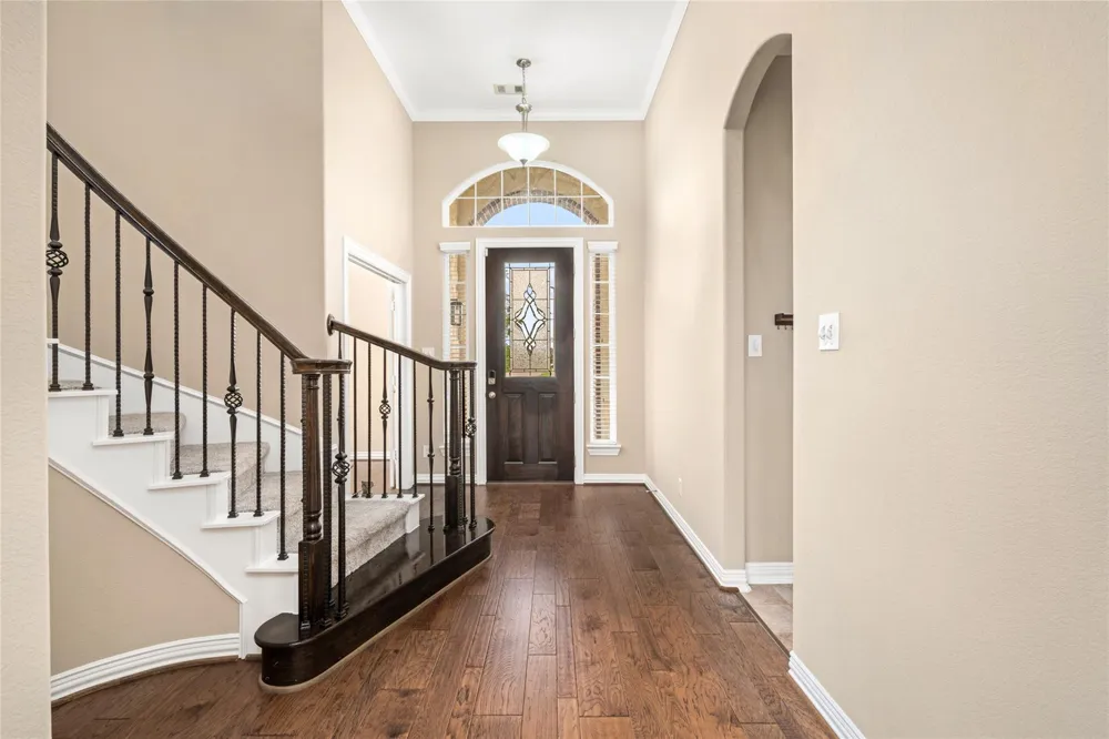 414 W Bend Drive League City, TX 77573