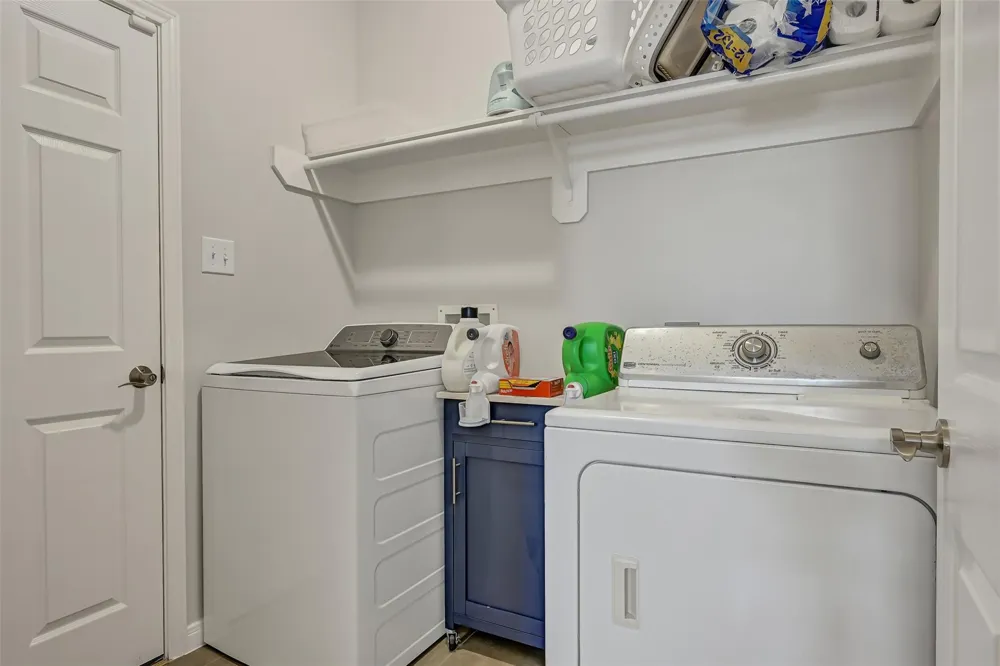 418 Gastonbury Court League City, TX 77573