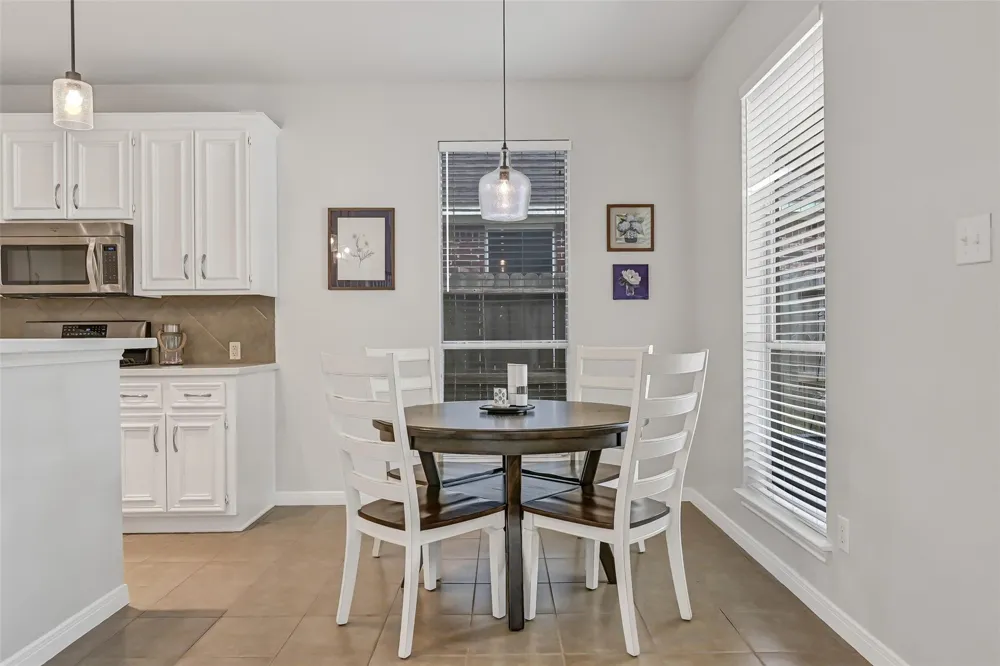 418 Gastonbury Court League City, TX 77573