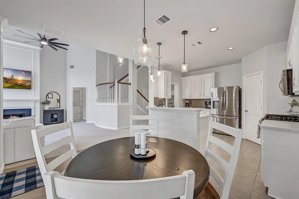 418 Gastonbury Court League City, TX 77573