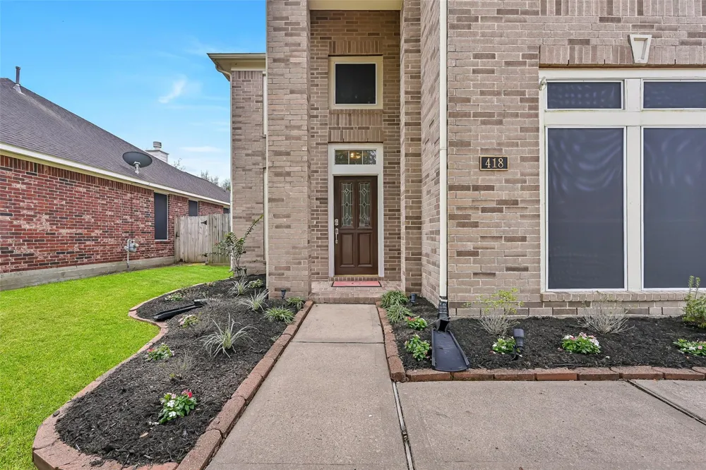 418 Gastonbury Court League City, TX 77573