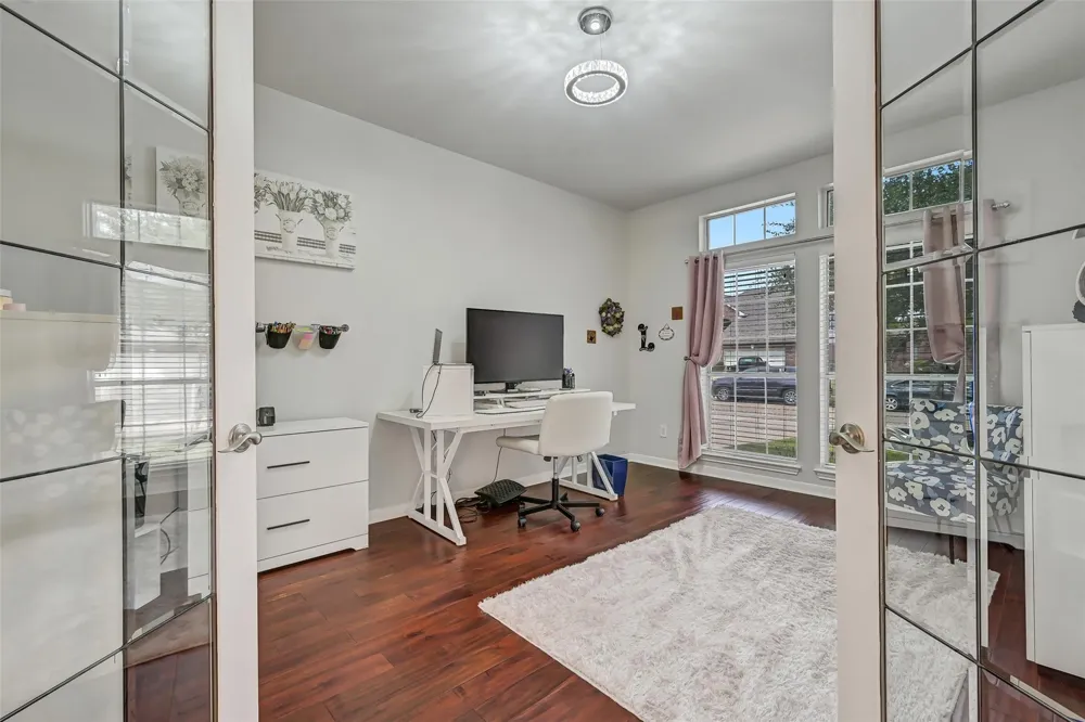 418 Gastonbury Court League City, TX 77573
