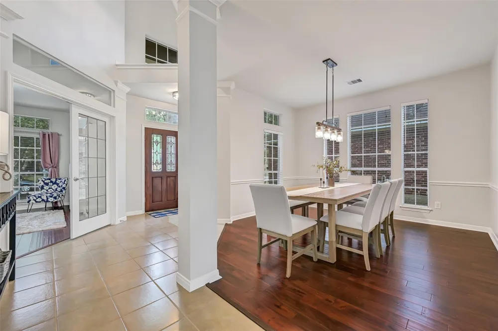 418 Gastonbury Court League City, TX 77573