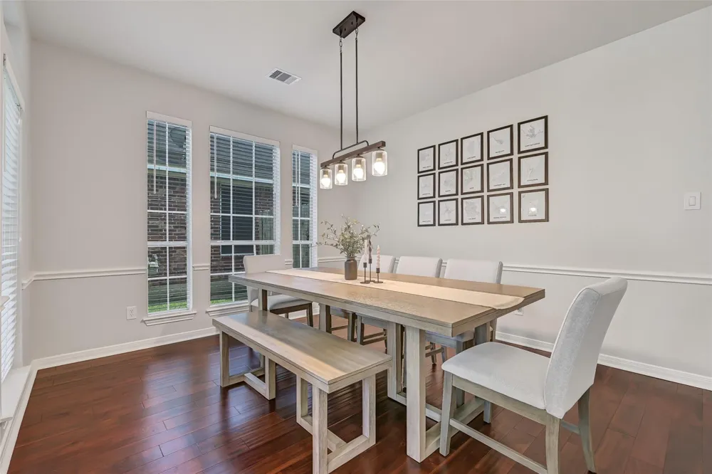 418 Gastonbury Court League City, TX 77573