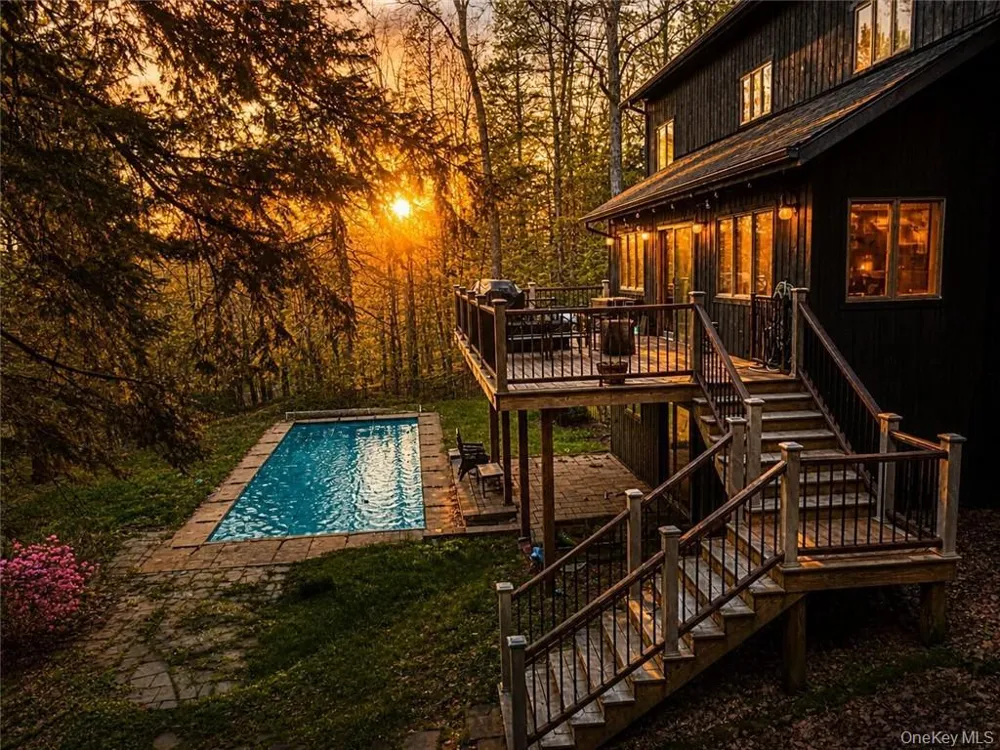 212 Meeker Road Vestal, NY 13850