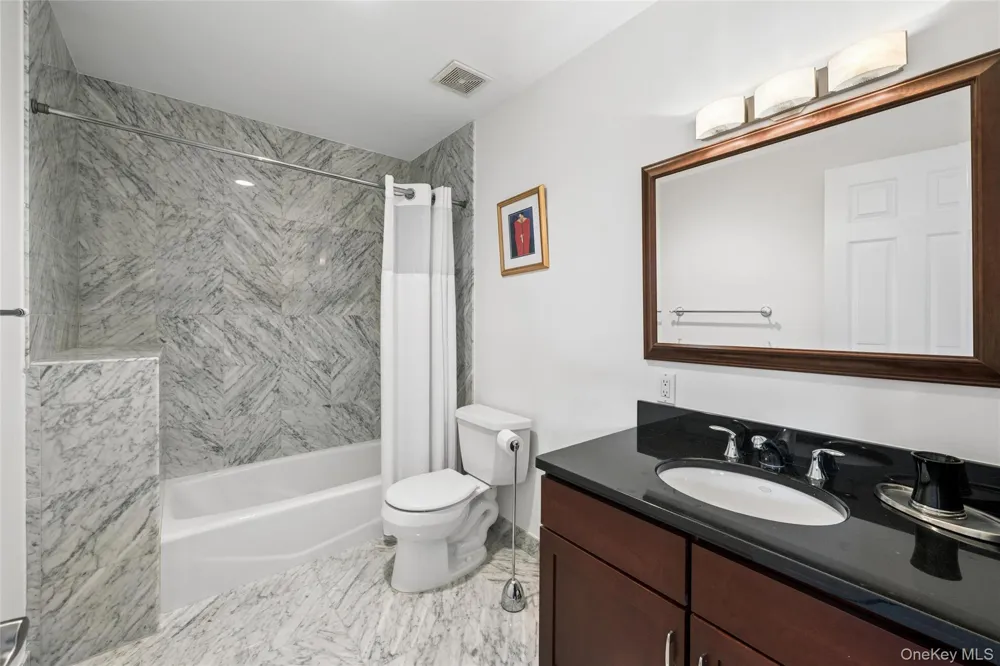 61 Tyler Drive Riverhead, NY 11901