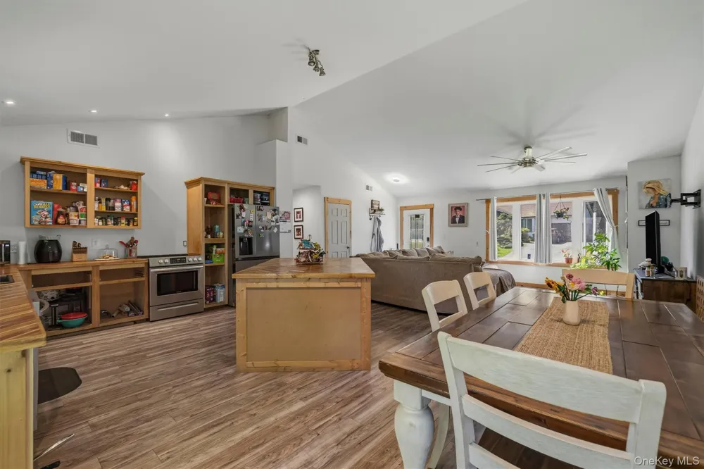 19 Zane Street Ellenville, NY 12428