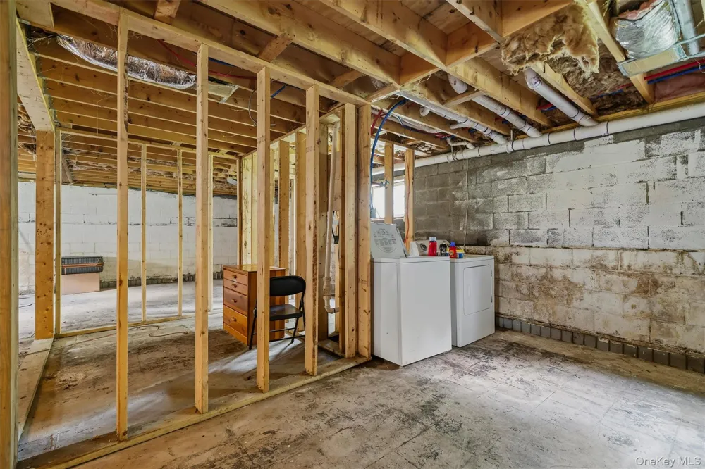19 Zane Street Ellenville, NY 12428