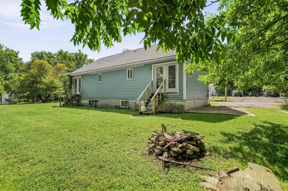 19 Zane Street Ellenville, NY 12428