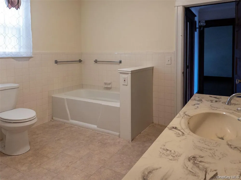 135 Washington Street #1 Poughkeepsie, NY 12601