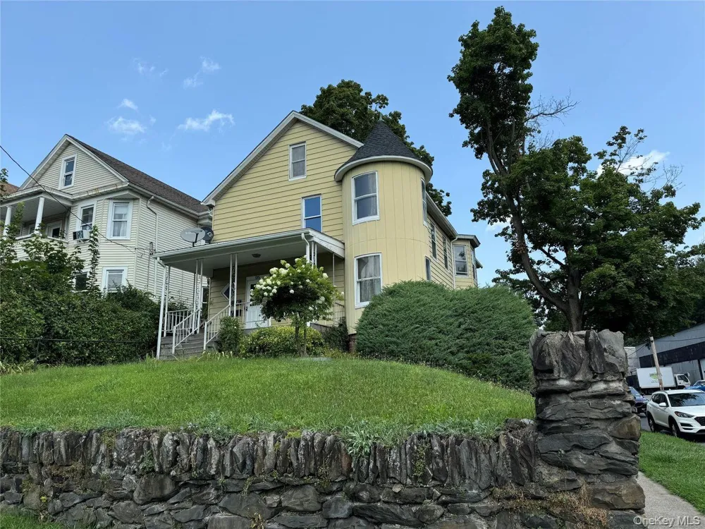 135 Washington Street #1 Poughkeepsie, NY 12601