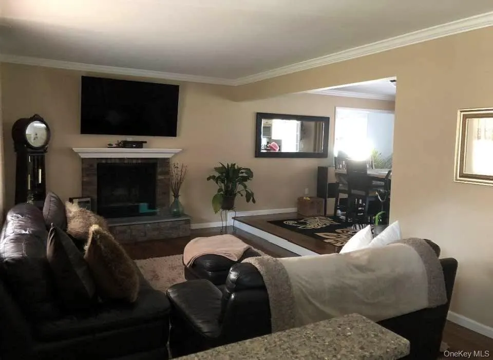 26 Nelson Road Selden, NY 11784