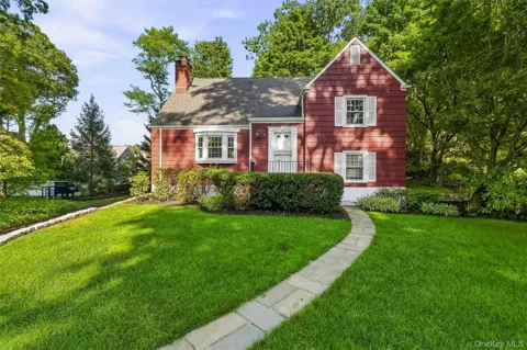 24 Smallwood Place