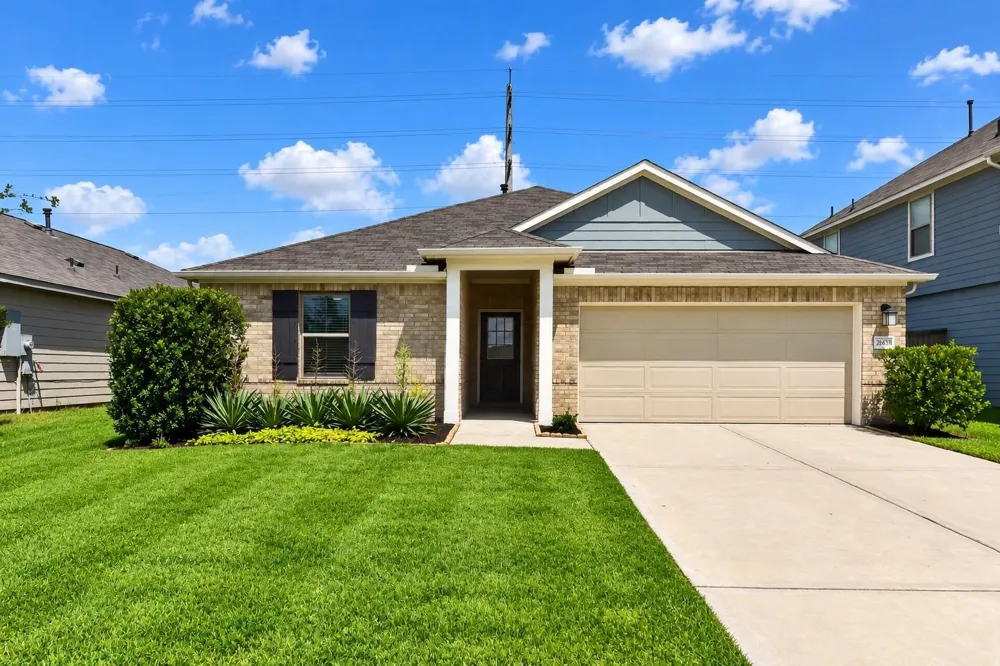 26563 Eternal Drive La Marque, TX 77568