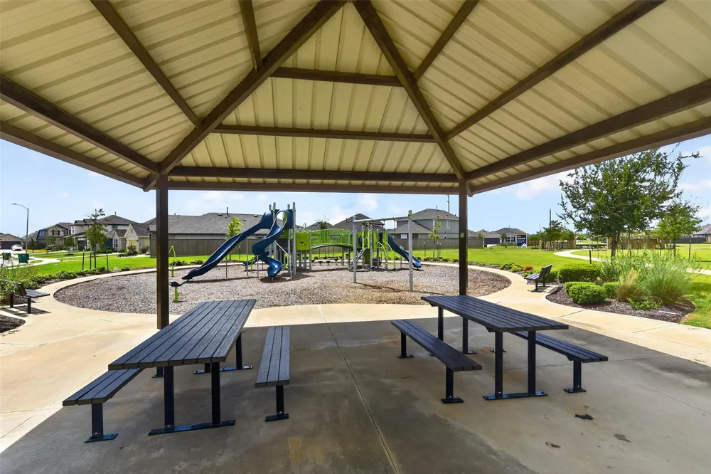 26563 Eternal Drive La Marque, TX 77568