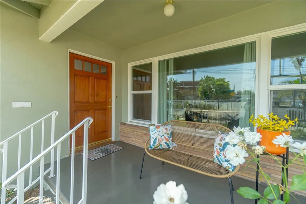 765 Currier Pomona, CA 91768