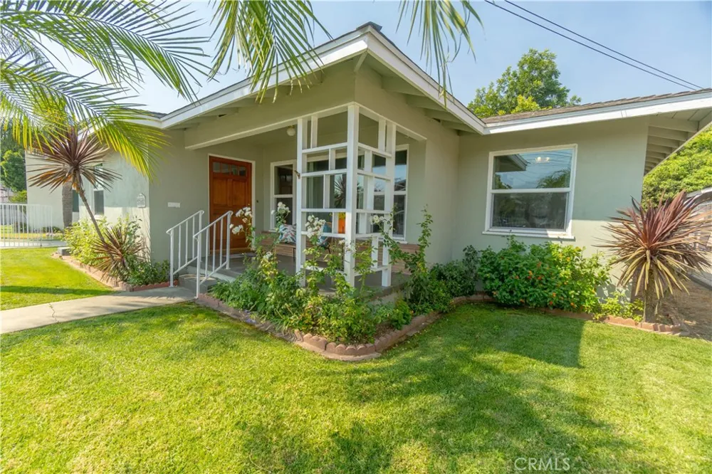 765 Currier Pomona, CA 91768