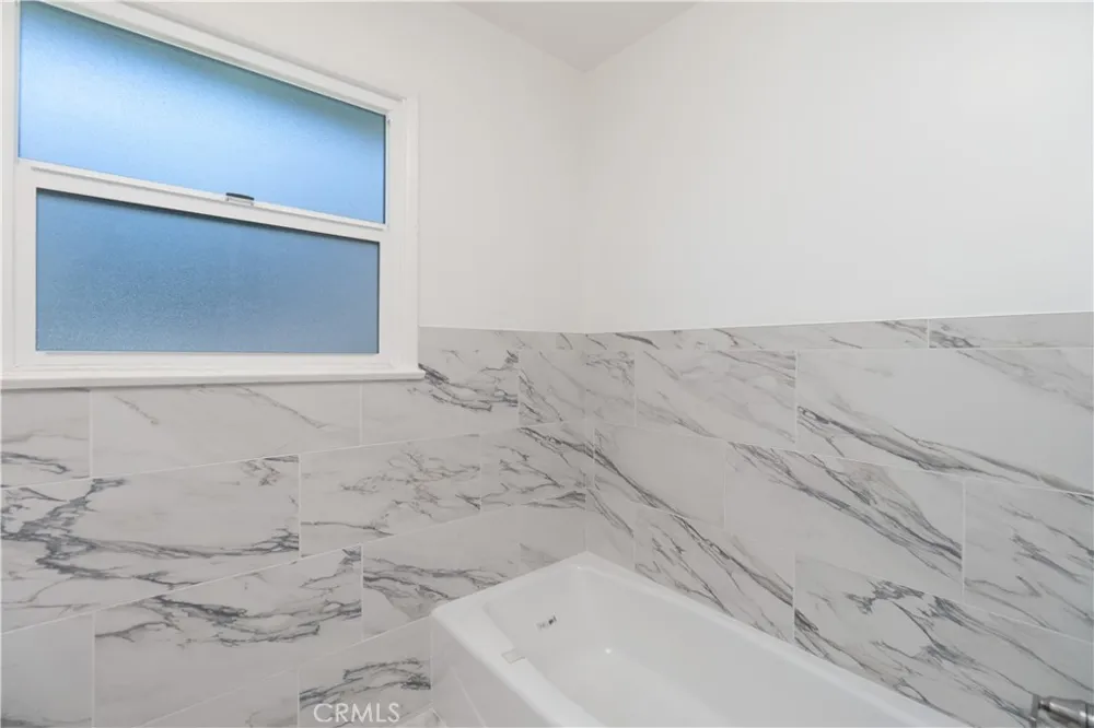 765 Currier Pomona, CA 91768