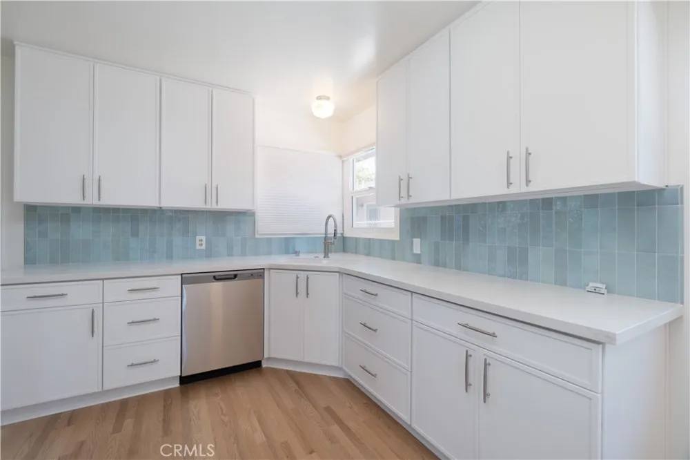 765 Currier Pomona, CA 91768