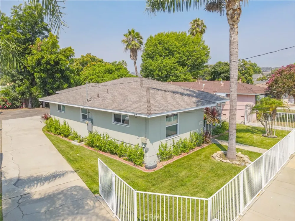 765 Currier Pomona, CA 91768