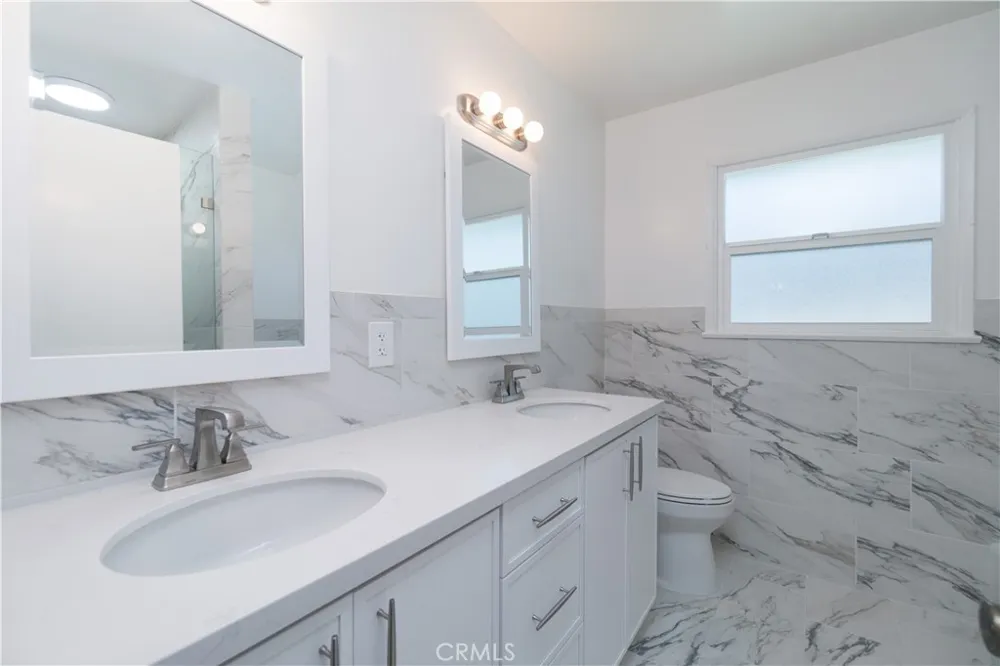 765 Currier Pomona, CA 91768