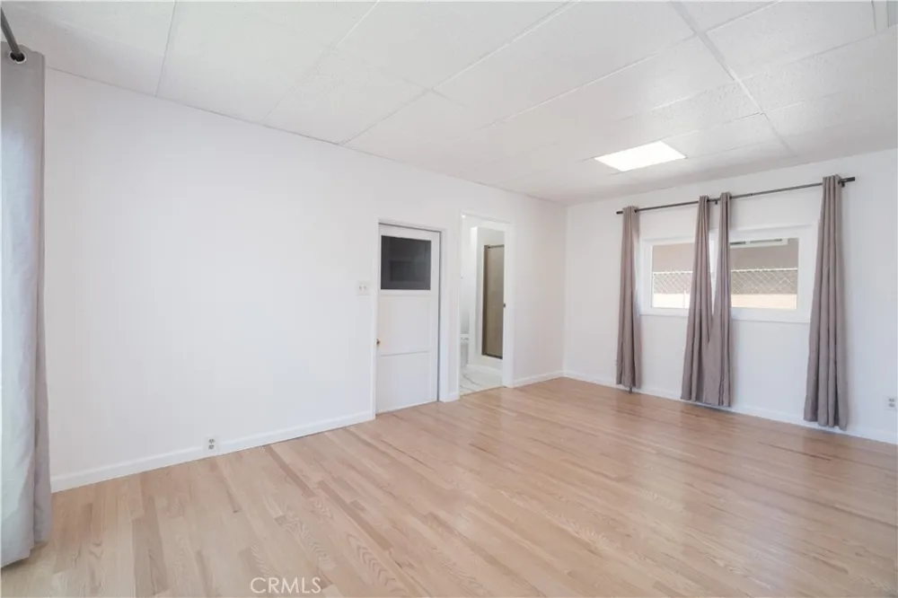 765 Currier Pomona, CA 91768