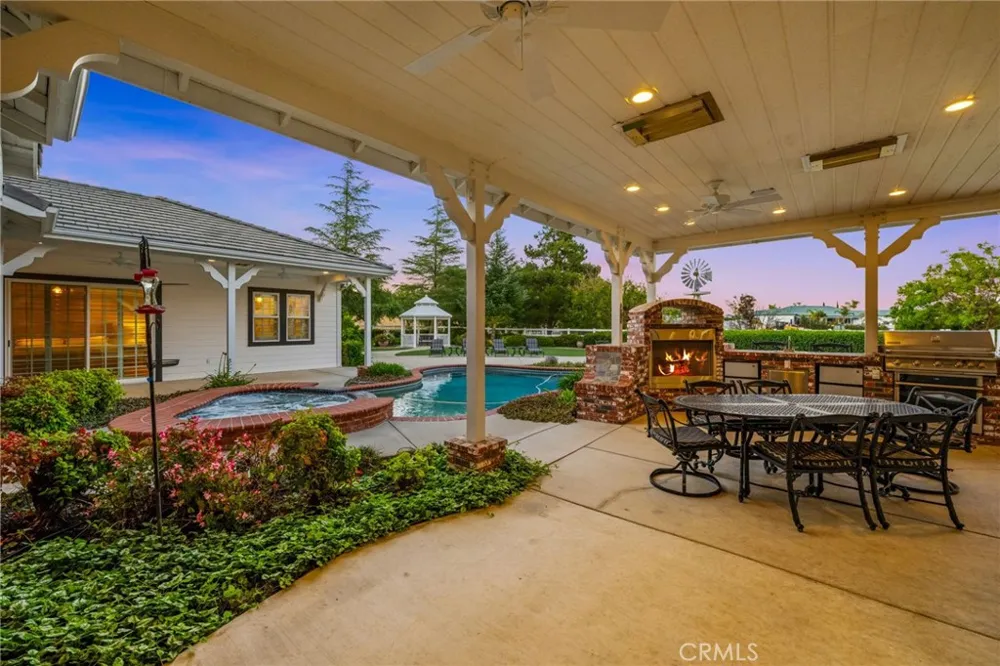 25016 Trilogy Trail Murrieta, CA 92562