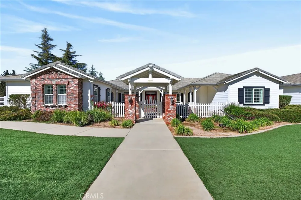 25016 Trilogy Trail Murrieta, CA 92562
