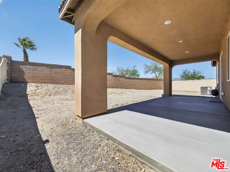 62652 Crescent Street Desert Hot Springs, CA 92240