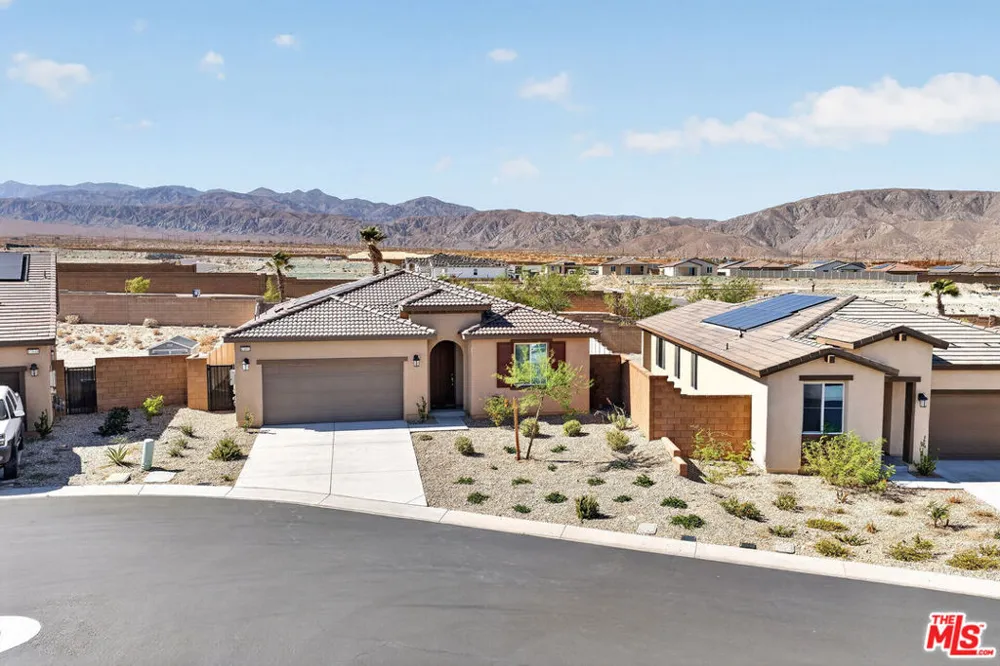 62652 Crescent Street Desert Hot Springs, CA 92240
