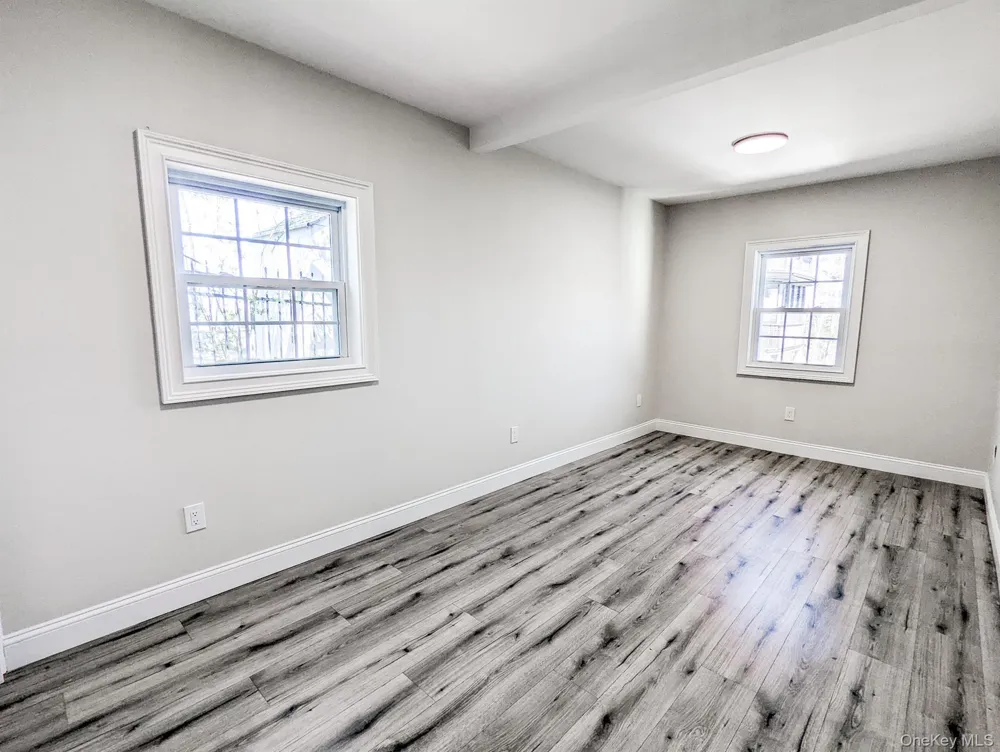 13 Woodland Lane Huntington, NY 11743