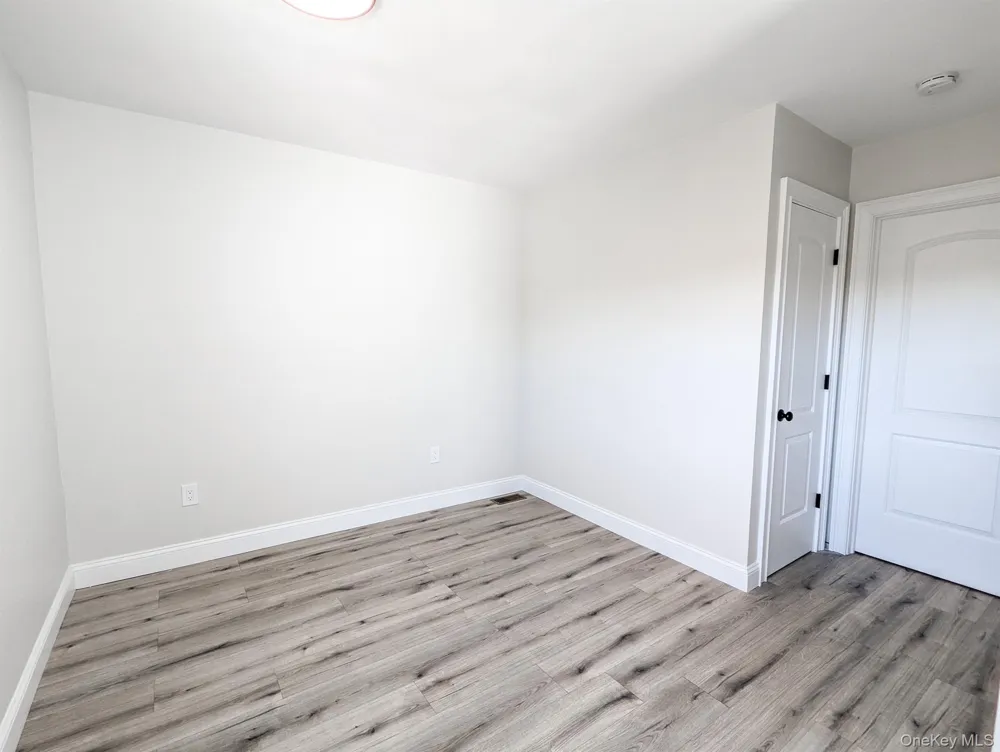 13 Woodland Lane Huntington, NY 11743