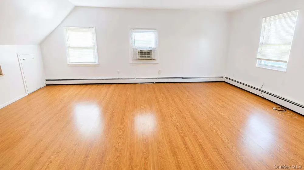 326 Curtis Avenue Carle Place, NY 11514