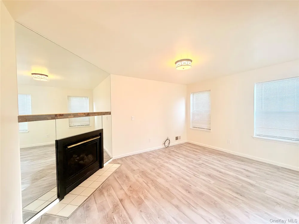 5 Kendal Lane Middletown, NY 10940