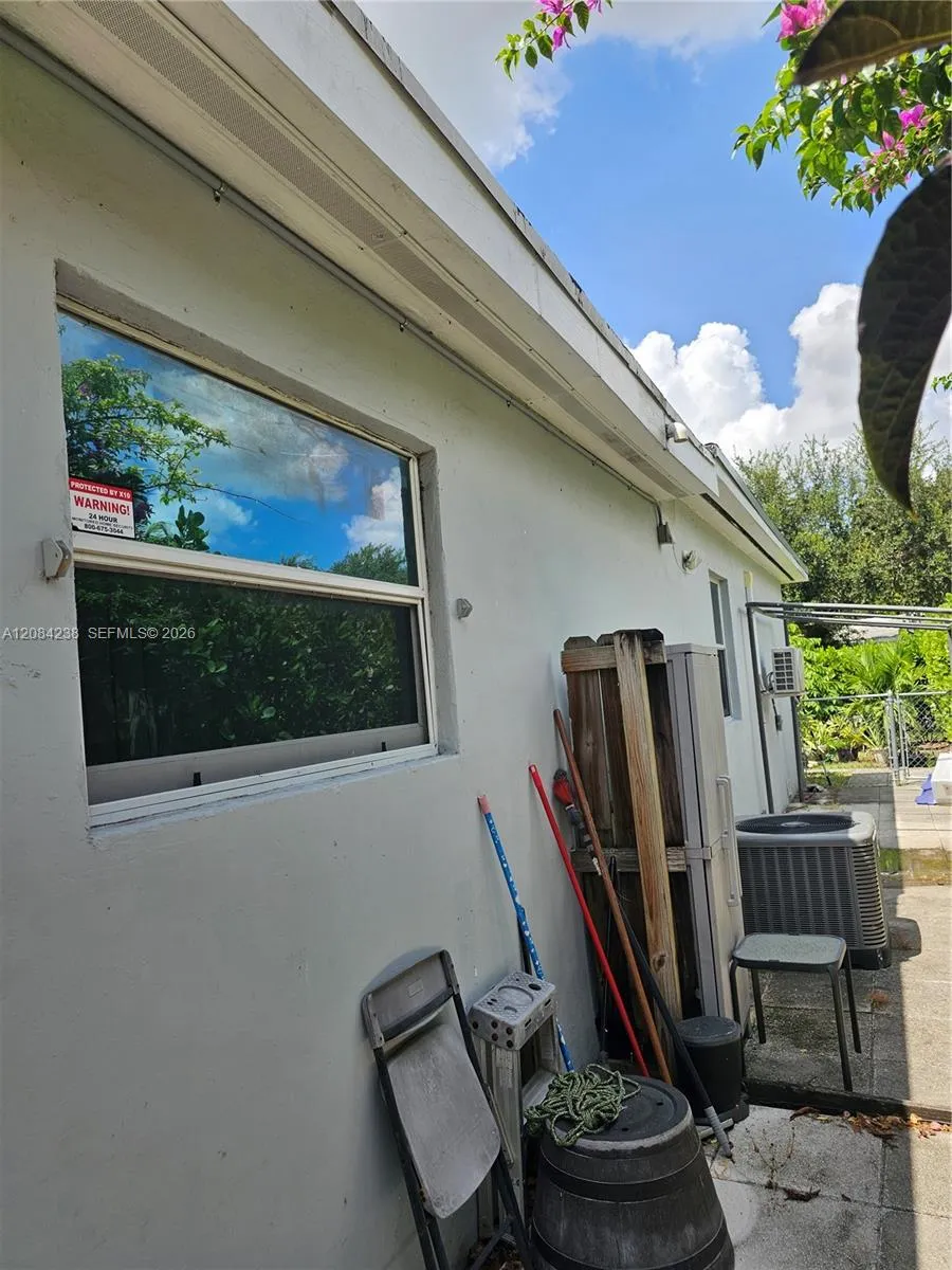 12145 NE 11th Ct North Miami, FL 33161