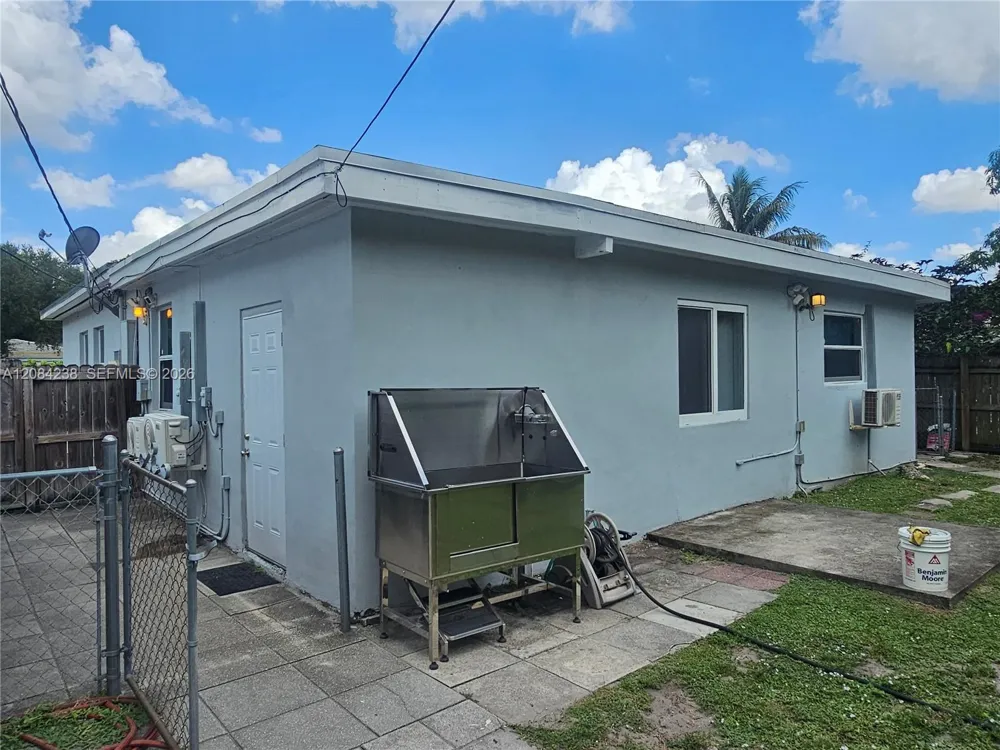 12145 NE 11th Ct North Miami, FL 33161