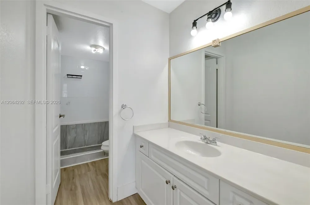 4804 NW 79th Ave #102 Doral, FL 33166