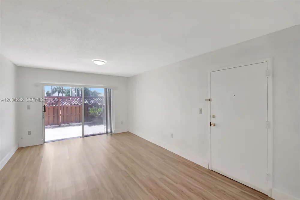 4804 NW 79th Ave #102 Doral, FL 33166
