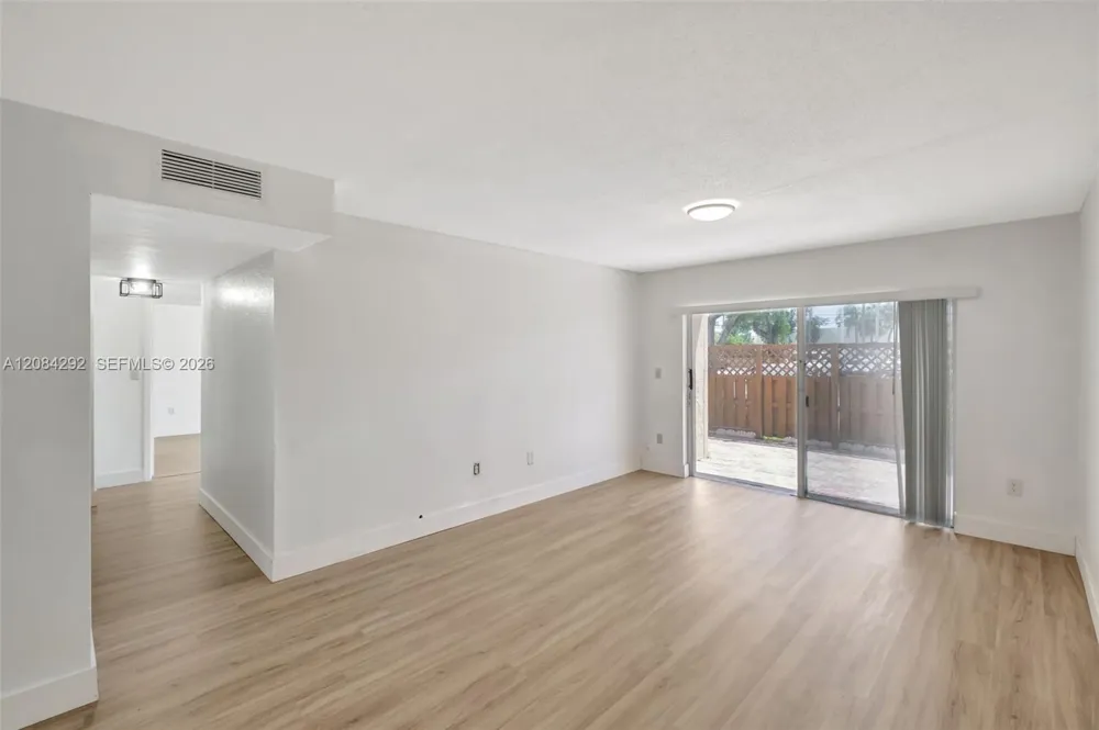 4804 NW 79th Ave #102 Doral, FL 33166