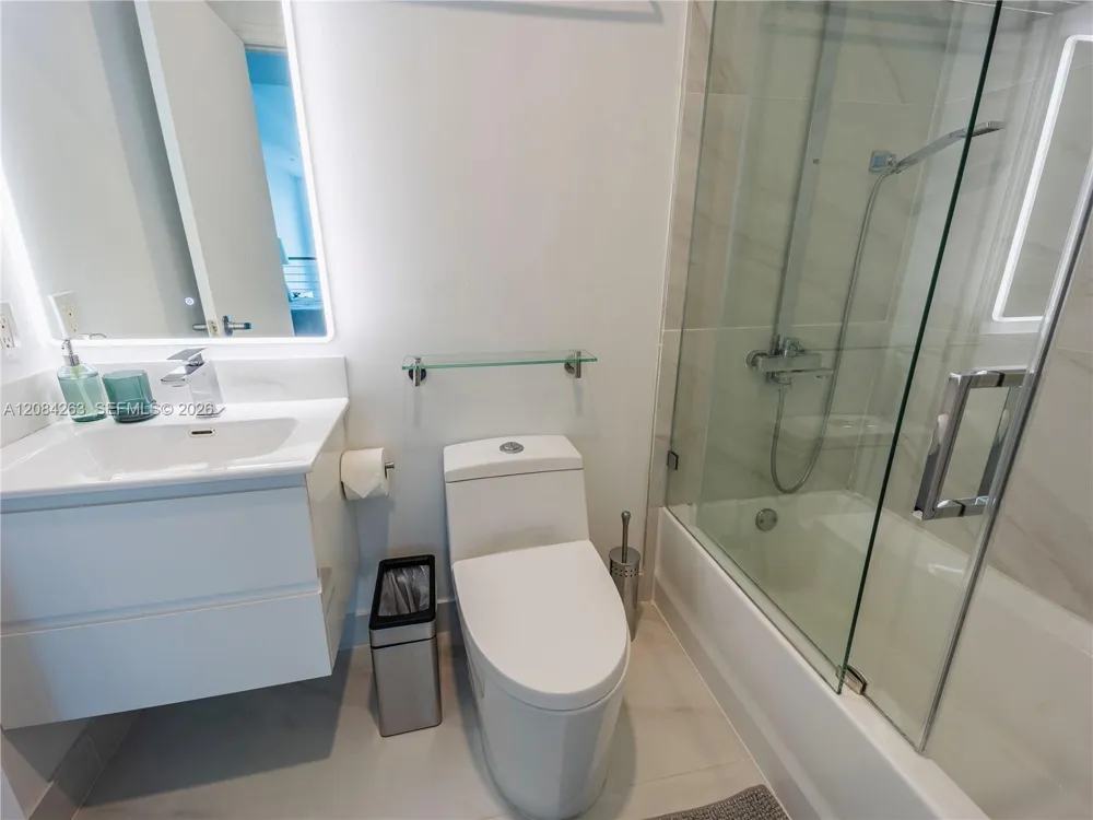 60 SW 13th St #3222 Miami, FL 33130