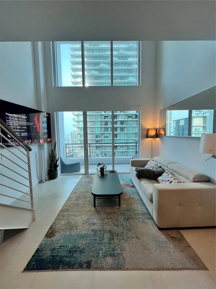 60 SW 13th St #3222 Miami, FL 33130