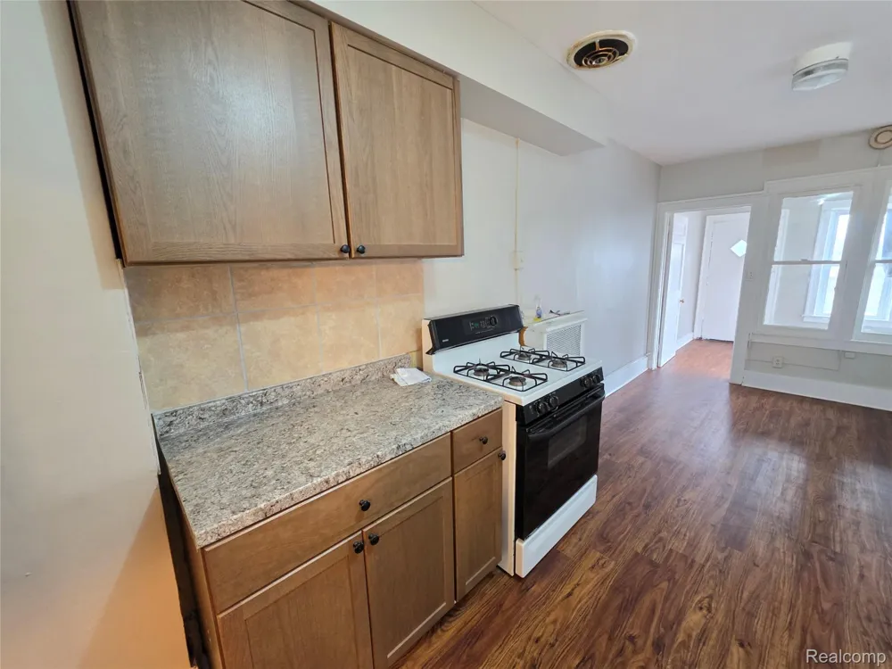 13333 Michigan Avenue Dearborn City, MI 48126