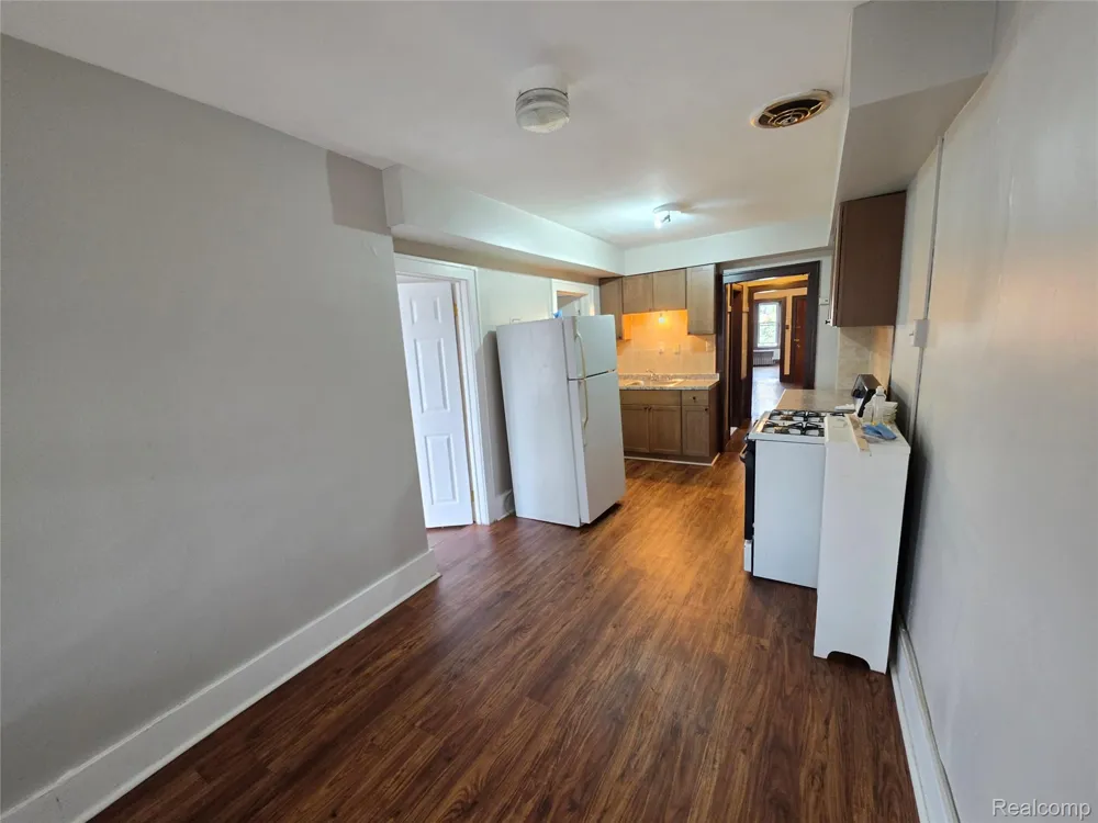 13333 Michigan Avenue Dearborn City, MI 48126