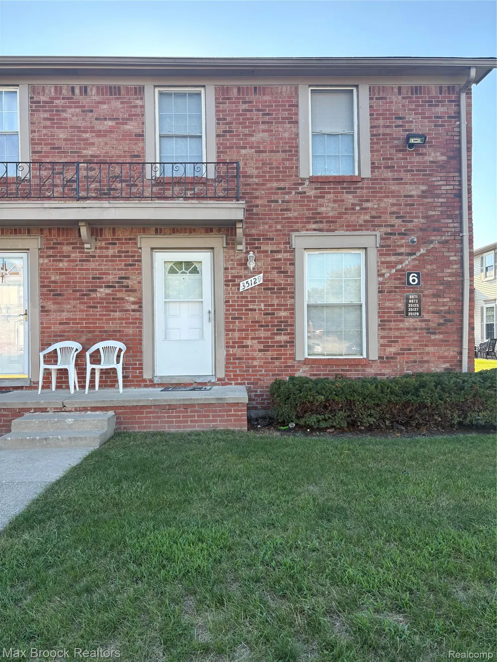 35129 TERRYBROOK DRIVE #27 Sterling Heights City, MI 48312