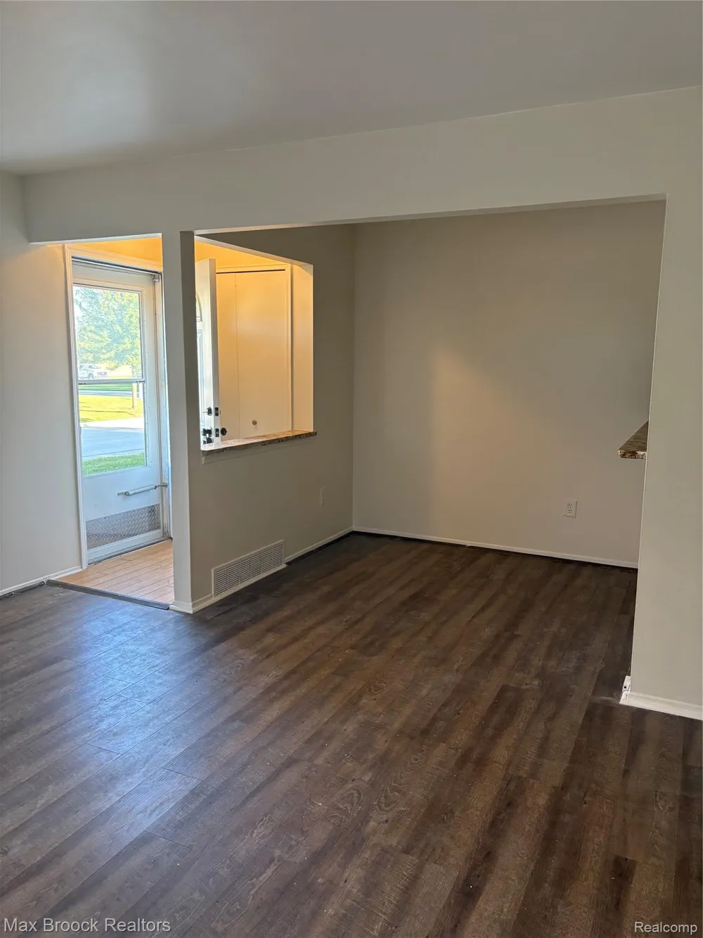 35129 TERRYBROOK DRIVE #27 Sterling Heights City, MI 48312
