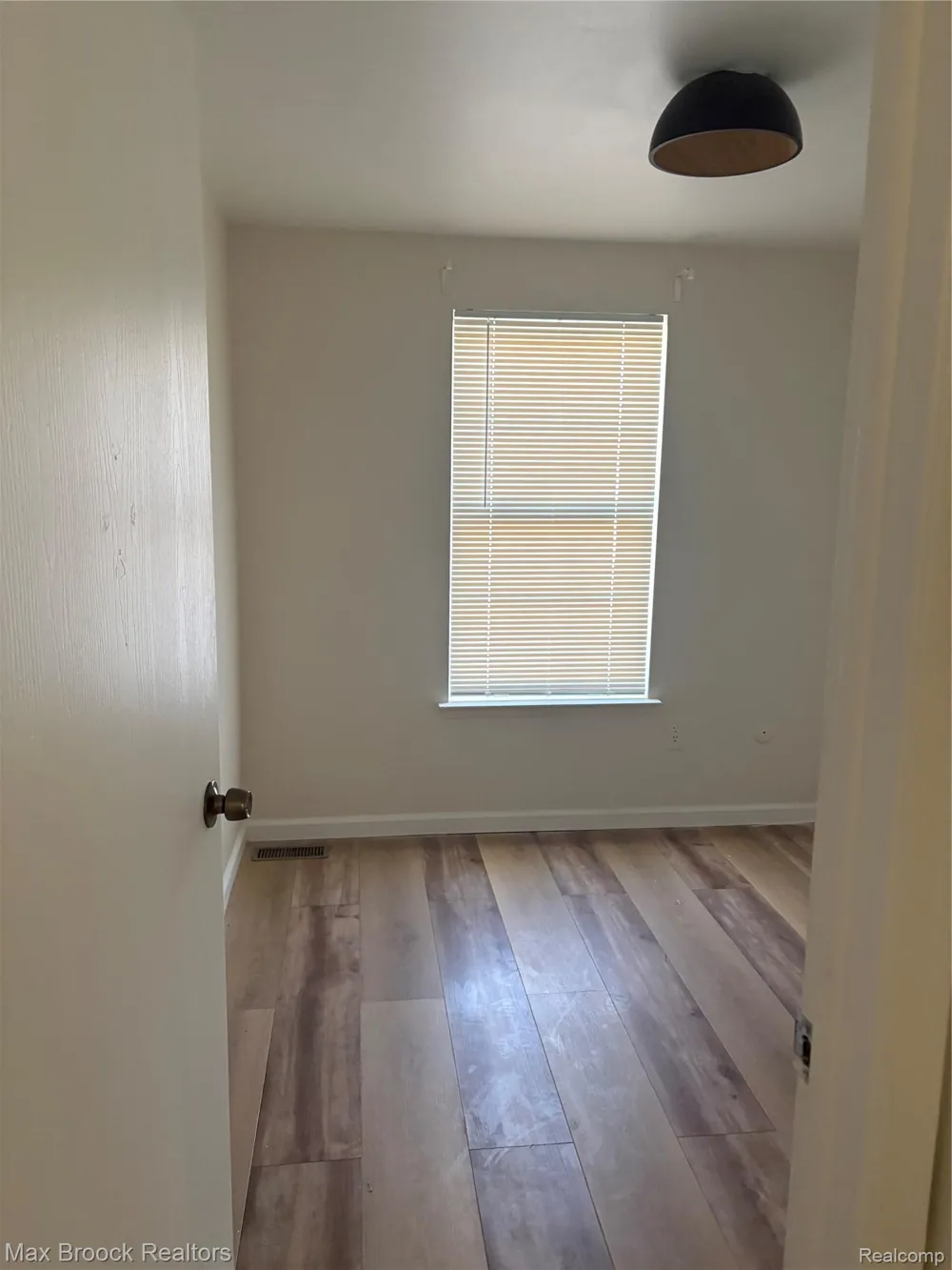 35129 TERRYBROOK DRIVE #27 Sterling Heights City, MI 48312