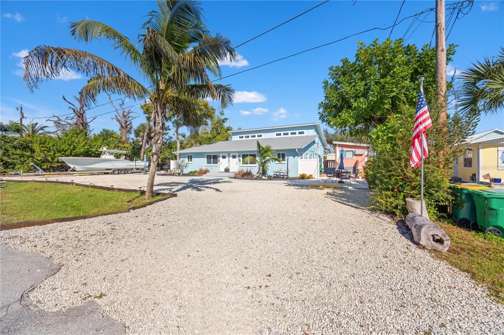 3155 WATERSIDE DRIVE Englewood, FL 34224