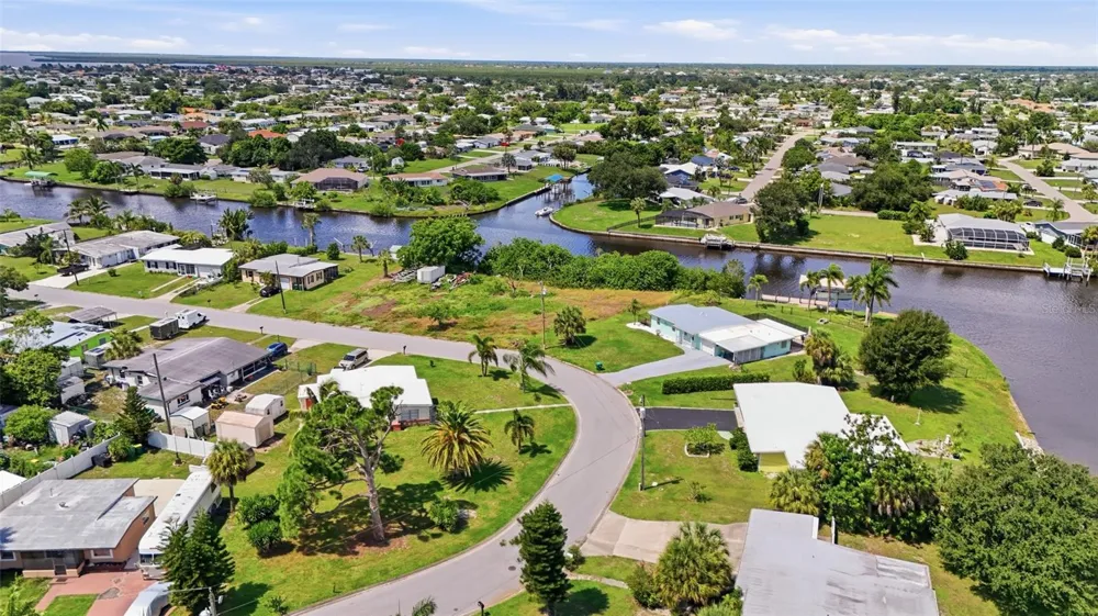 213 WATERWAY CIRCLE NE Port Charlotte, FL 33952