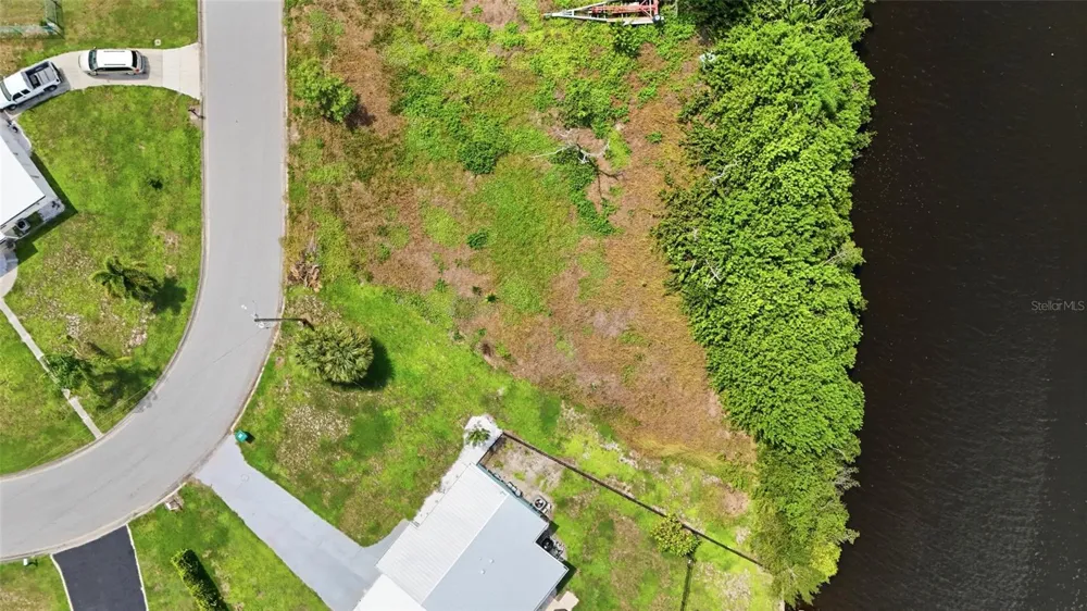 213 WATERWAY CIRCLE NE Port Charlotte, FL 33952