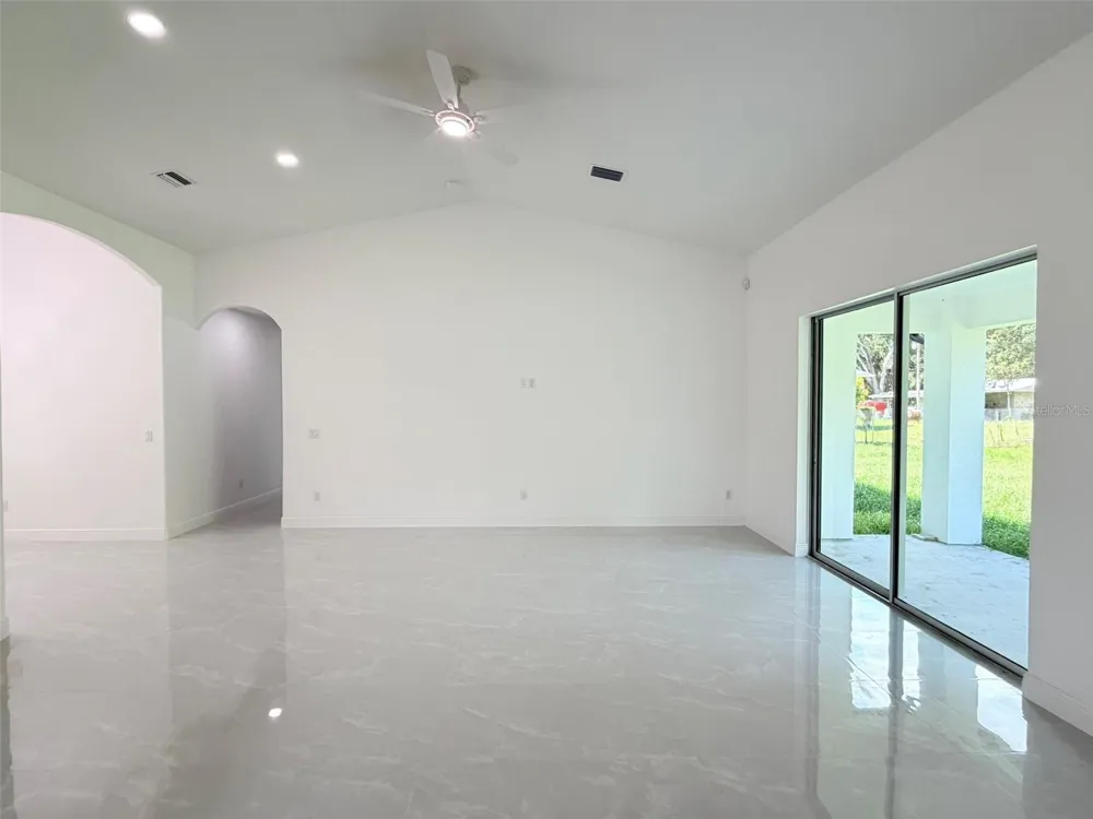 1029 S 66TH STREET Tampa, FL 33619